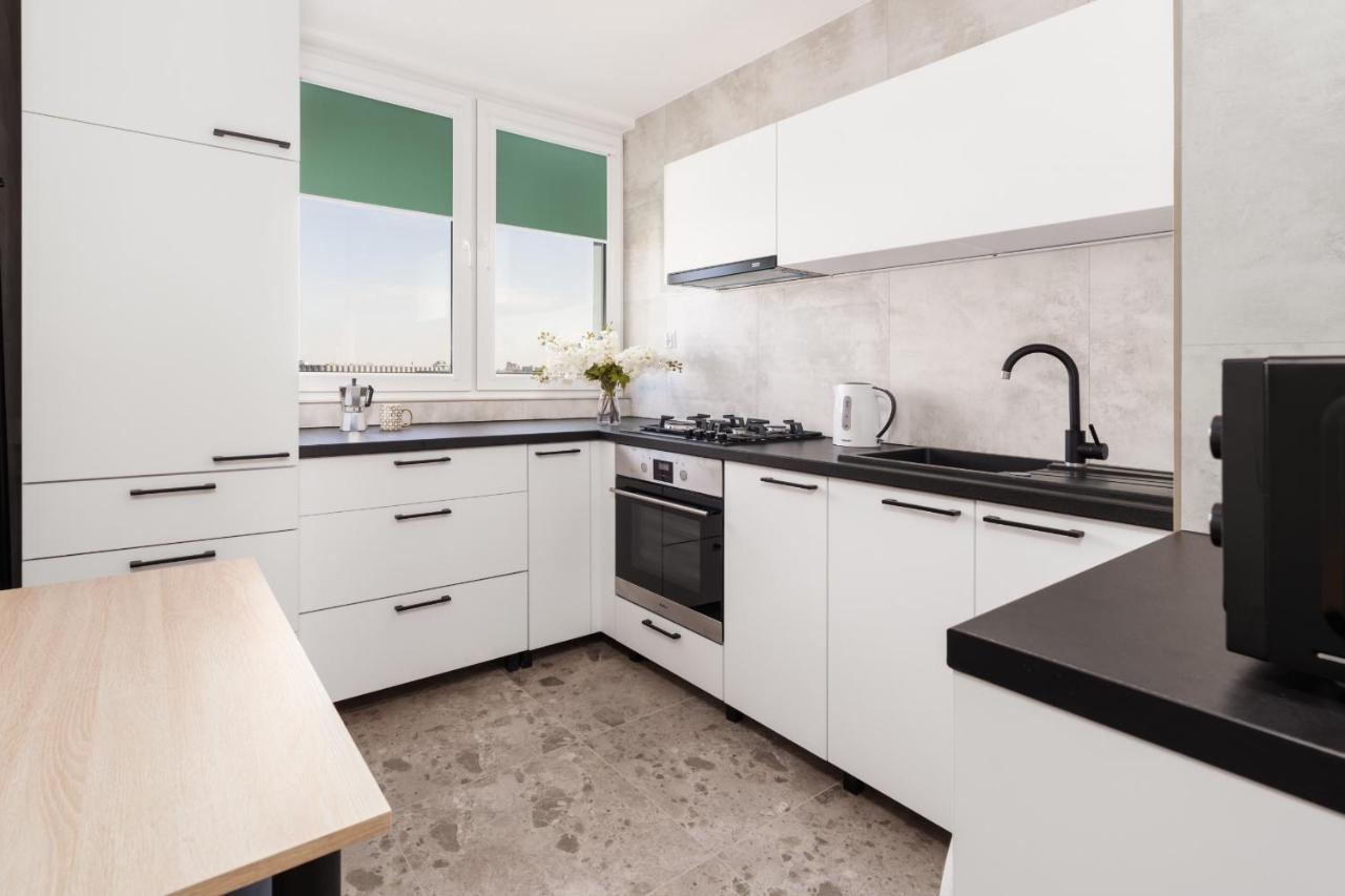 Stylish Apartment Near Wroclavia For 4 Guests By Noclegi Renters Wrocław Buitenkant foto