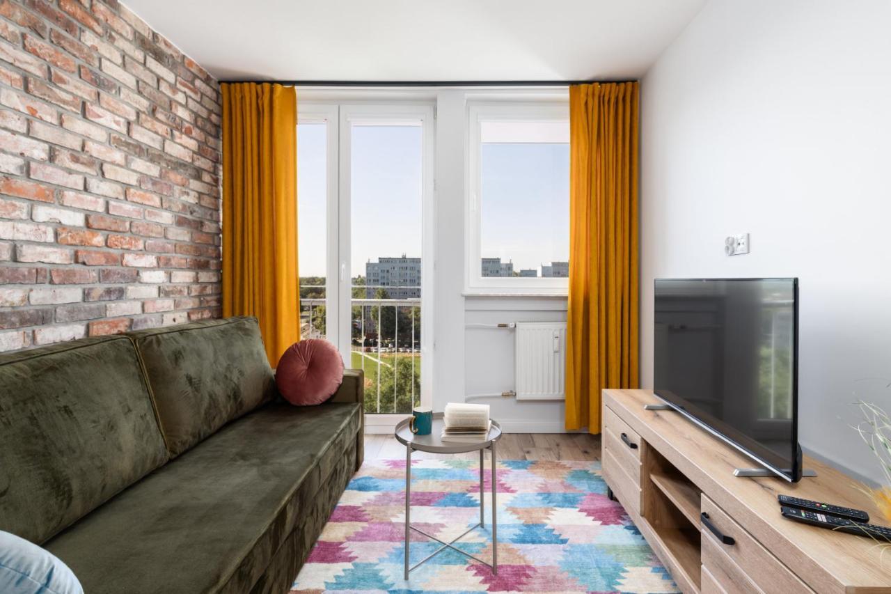 Stylish Apartment Near Wroclavia For 4 Guests By Noclegi Renters Wrocław Buitenkant foto
